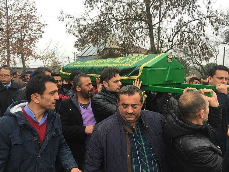 Komşusuyla yatakta basılınca oğlunu öldürmüştü! Acılı baba isyan etti - Resim: 1