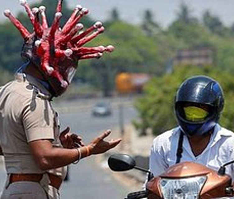 Hindistan polisi koronavirüs kaskıyla dikkat çekti - Resim: 2