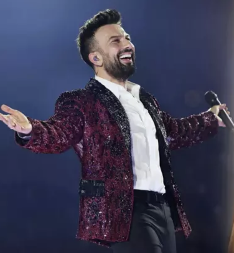 Yonca Evcimik'ten kavga çıkaracak sözler! "Sahne danslarını eleştirdi" - Resim: 4