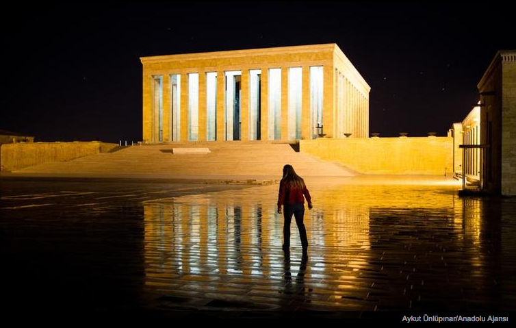 Anıtkabir gece işte böyle görünüyor! - Resim: 3