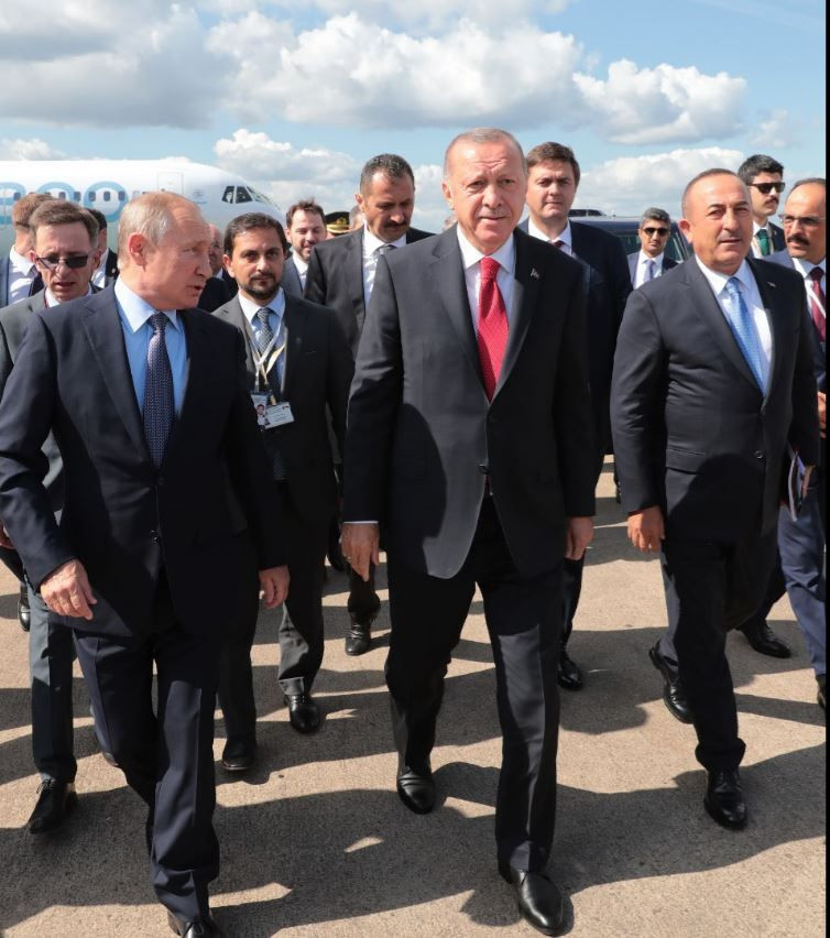 Cumhurbaşkanı Erdoğan çok konuşulan o uçağı bizzat yakından inceledi - Resim: 2