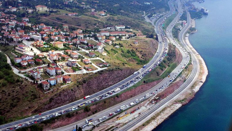 İstanbul böyle boşaldı - Resim: 1
