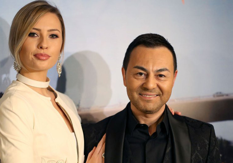 Serdar Ortaç ve Chole Lougnan boşanıyor mu?  - Resim: 1