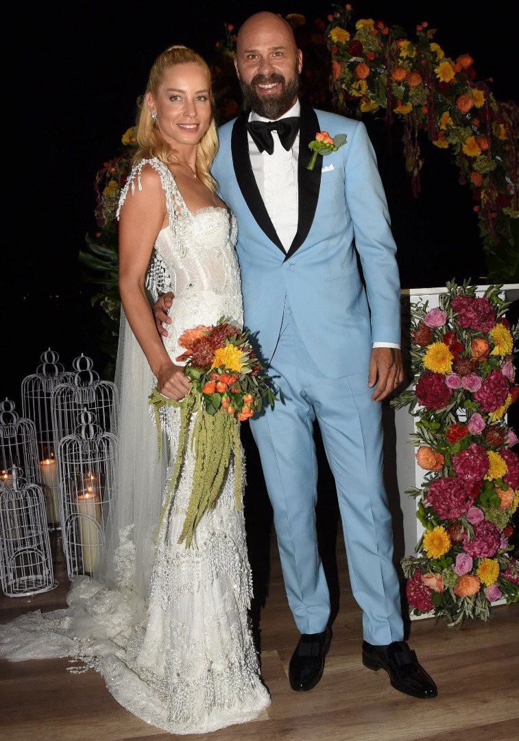 Acun Ilıcalı'nın kankası Esat Yontunç evlendi  - Resim: 2