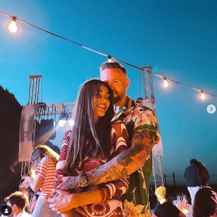 Dilan Çiçek Deniz'e doğum gününde İzlandalı nişanşısı Thor'dan tutkulu paylaşım - Resim: 1