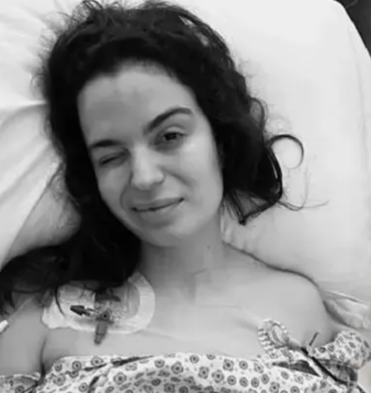 Gözyaşları içinde anlattı! Aslı Bekiroğlu'nun doktorları da ne yapacaklarını bilemiyor - Resim: 1