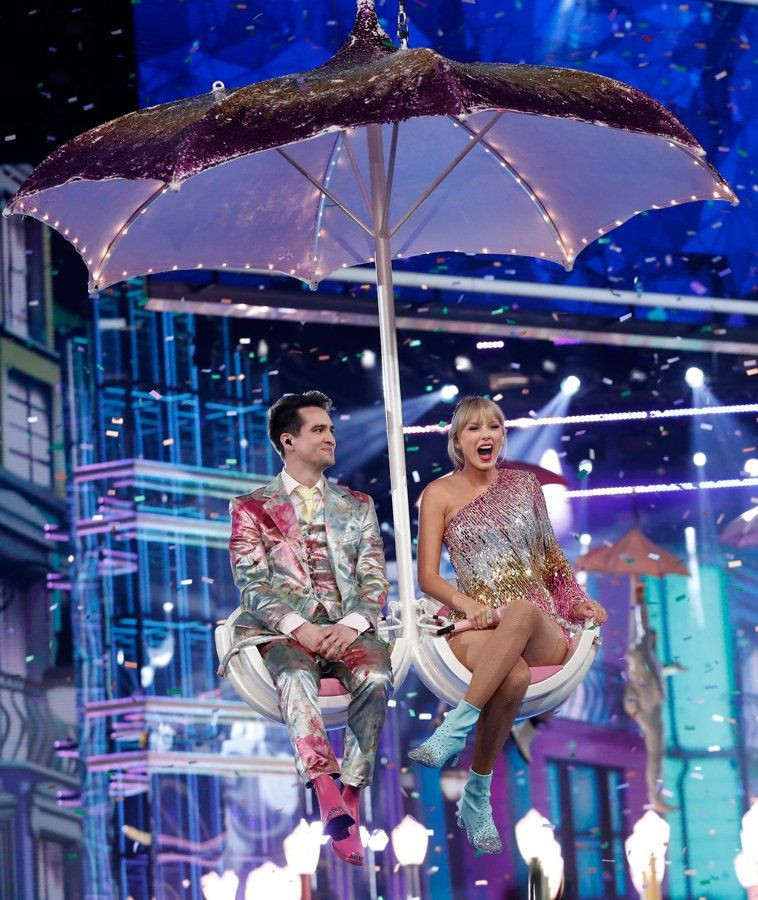 2019 Billboard Müzik Ödülleri sahiplerini buldu kırmızı halıdan görüntüler - Resim: 3