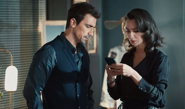 Birce Akalay'ın yeni imajı sosyal medyayı salladı! İbrahim Çelikkol’dan flaş yorum: "Mermiler seksin..." - Resim: 3