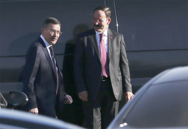 Melih Gökçek'in niyeti ne? Erdoğan'ı görmeye giderken ki hali! - Resim: 4