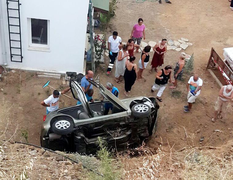 Bodrum'da mucize! 8 kişi masa otururken... - Resim: 2