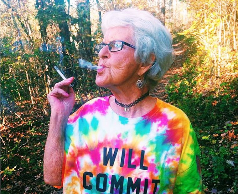 86'lık teyze Instagramın yeni fenomeni oldu! - Resim: 1