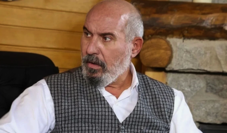 Saç taktırdı, başka birine dönüştü! Usta oyuncu Hüseyin Soysalan'ın son halini görenler tanıyamadı - Resim: 2