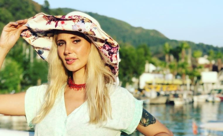 Marmaris yangınında mahsur kalan şarkıcı Gökçe: Allahaşkına bırakın fidanı... - Resim: 3