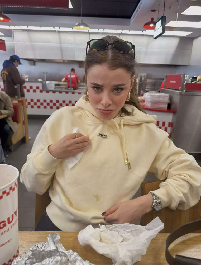 İlayda Alişan'dan Paris kaçamağı! Sıcak karelere yorum yağdı... - Resim: 1