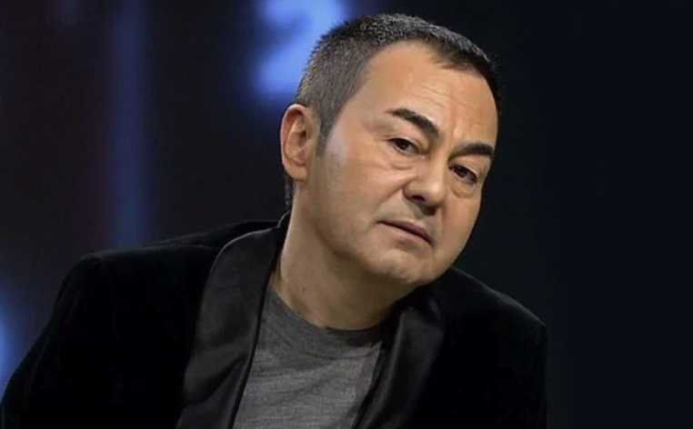 Serdar Ortaç'tan kahreden görüntü! Ayakta durmakta zorlandı, sahneye böyle çıktı - Resim: 1