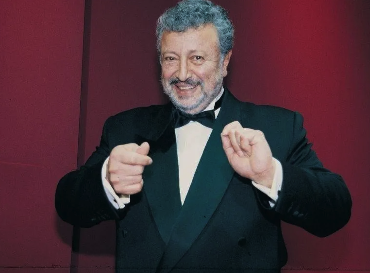 Metin Akpınar'ın yıllar sonra kızı olduğu ortaya çıkmıştı! Yeni iddialar şok etti, bir de oğlu mu varmış - Resim: 1