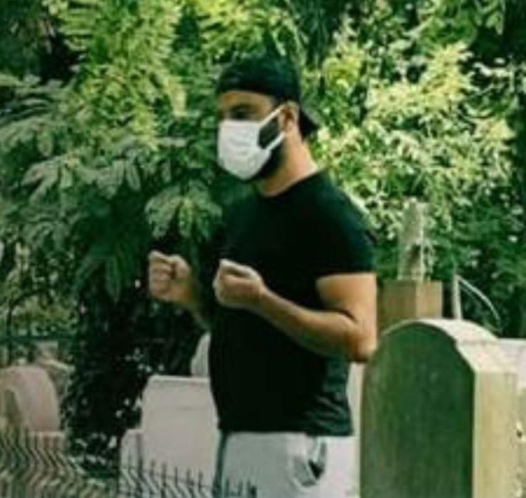 Alişan kardeşi Selçuk Tektaş'ın mezarından ayrılmıyor! - Resim: 3