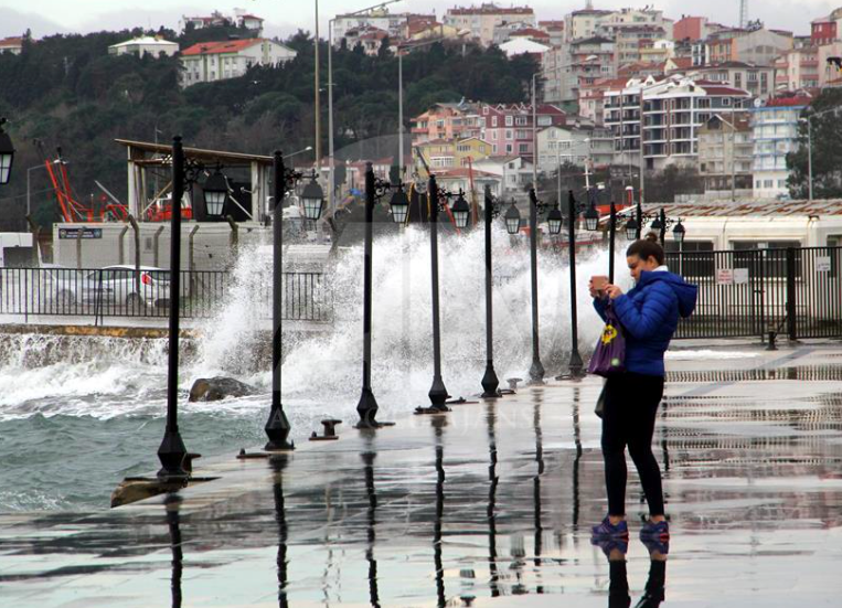 Güneşli fragman bitti asıl şimdi başlıyor! Önce fırtına yağmur sonra kar geliyor! - Resim: 1