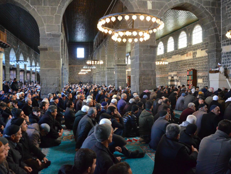 Yarın kandil mi var 17 Mart ne kandili var Diyanet 2022 kandil günleri - Resim: 2