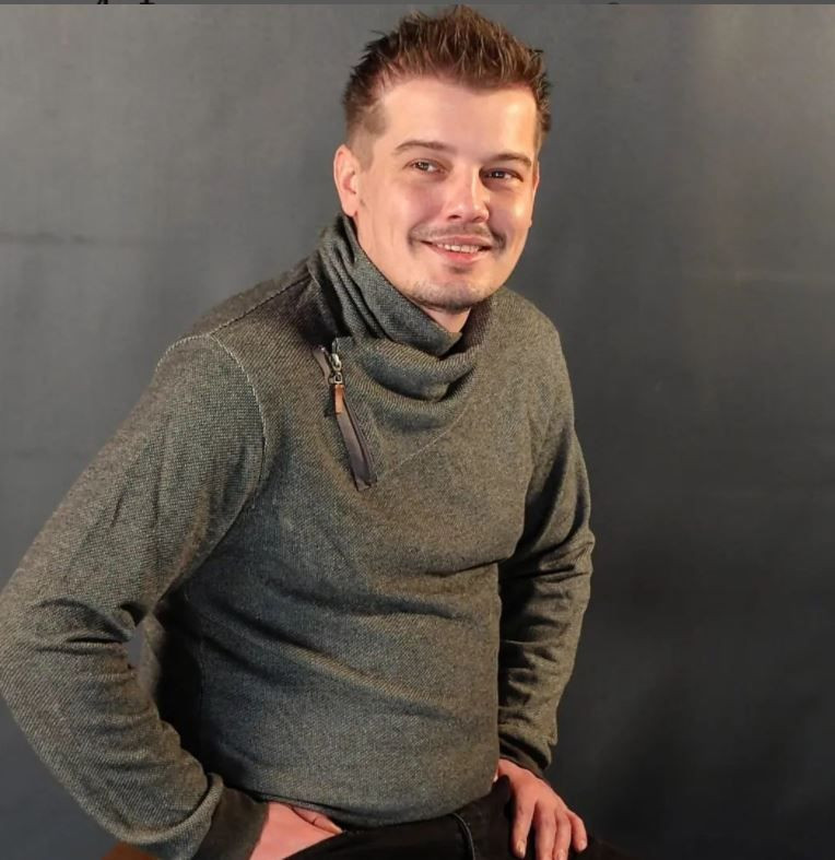 Arda Kural'dan Emret Komutanım yönetmeni Mustafa Altıoklar için bomba iddia - Resim: 2