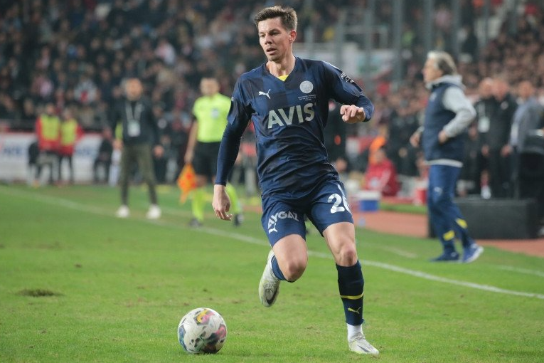 Antalyaspor'un golü iptal edildi Erman Toroğlu sinir krizi geçirdi! Türkiye'nin konuştuğu ofsayt pozisyonu - Resim: 2