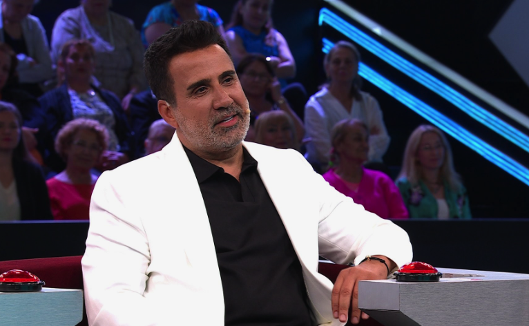 Emrah, küçük oğlunu paylaştı! Gören herkes aynı yorumu yaptı: ''Aynı Küçük Emrah'' - Resim: 2