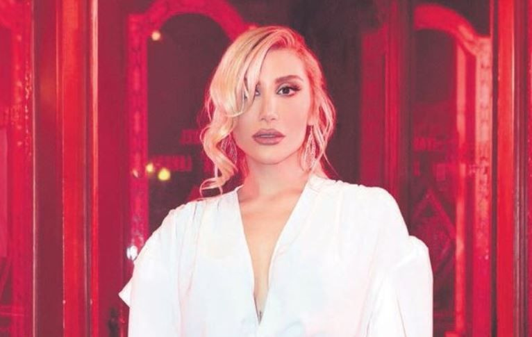 İrem Derici aşı karşıtı babası Hulusi Demir'e rest çekti! - Resim: 4