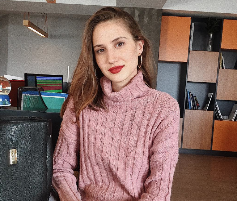 Simay Rasimoğlu kimdir Miss Turkey 2019 birincisinin boyunu duyan şaşkına dönüyor - Resim: 1