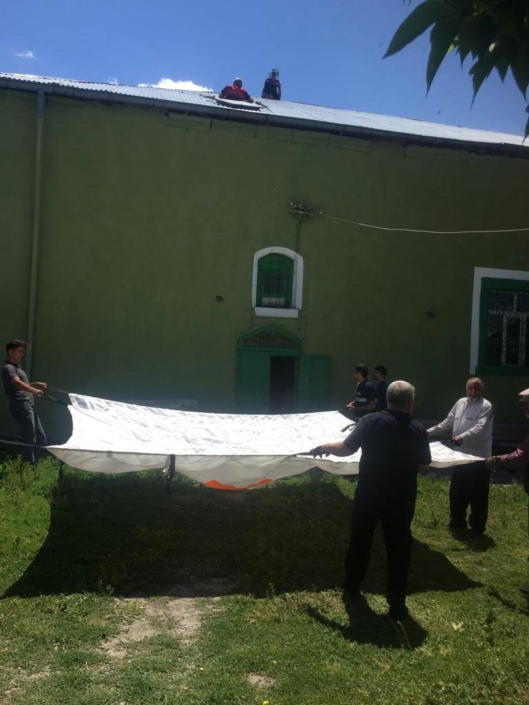 Kars'ta intihar etmek isteyen kız çocuğu itfaiye eri tarafından böyle kurtarıldı - Resim: 4