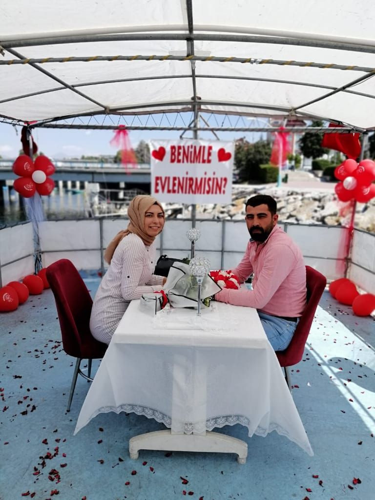 Konya'da göl kenarında sürpriz evlilik teklifi almıştı! Meltem kalbi dayanamadı... - Resim: 2