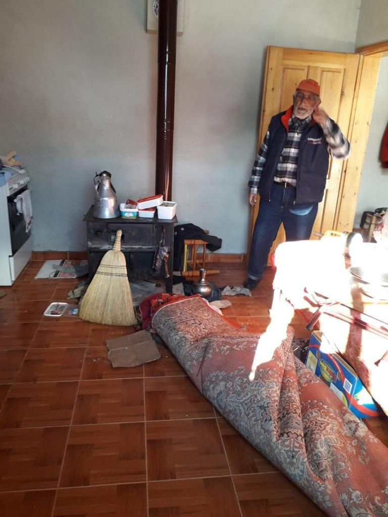 Rize'de 25 ev ayıların saldırısına uğradı! Her yerde pençe izleri - Resim: 3