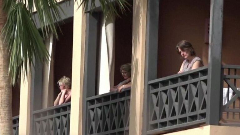 İspanya'da karantinaya alınan bin kişilik otel ilk kez görüntülendi - Resim: 2