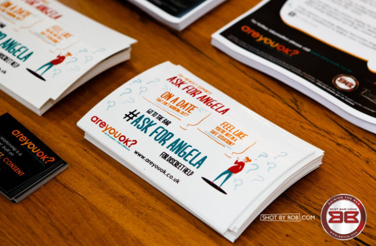 Angela nerede sorusu tacizden kurtarıyor - Resim: 1