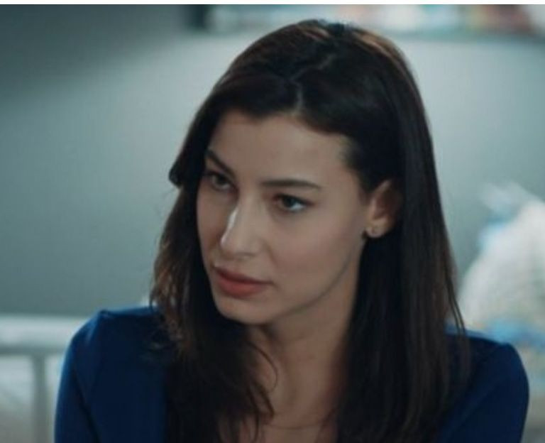 Müjde Uzman, "çemkirmeleri hatırlatırım" yorumunu görünce çıldırdı fena saydırdı: - Resim: 2