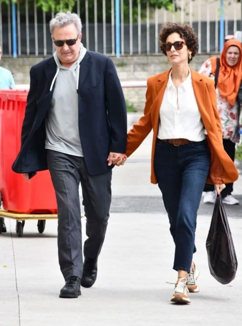 Mehmet Aslantuğ, Arzum Onan'la boşanmasının gerçek nedenini anlattı! Bana 1 yıl önce dedi ki... - Resim: 1