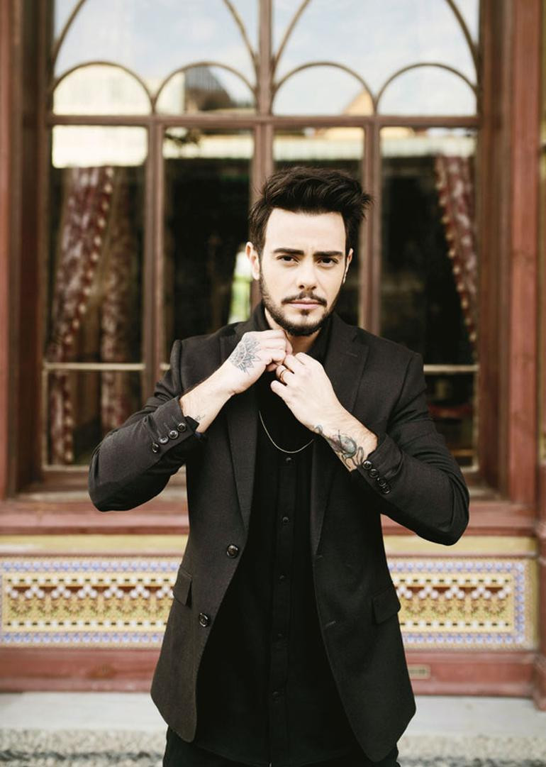 Rüzgar Erkoçlar 'Bu kadar yakışıklı olacağımı ben de beklemiyordum' - Resim: 3