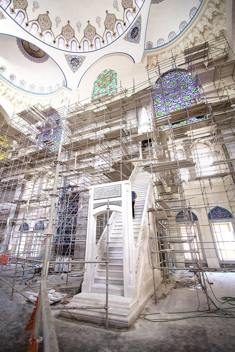 İmam hutbeye asansörle çıkacak! 100 milyon dolara bitti - Resim: 1