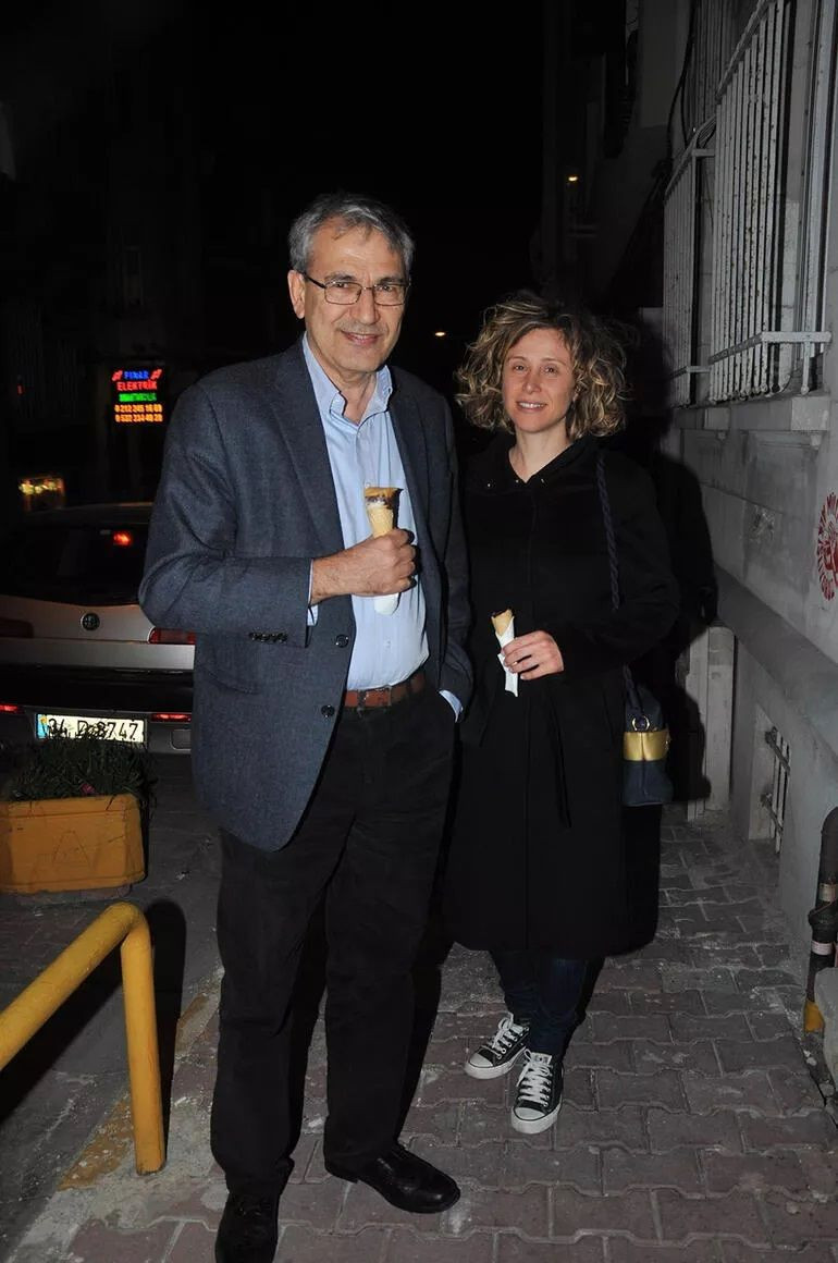 Orhan Pamuk evlendi eşi Aslı Akyavaş kimdir ne iş yapıyor meğer hamileymiş - Resim: 1