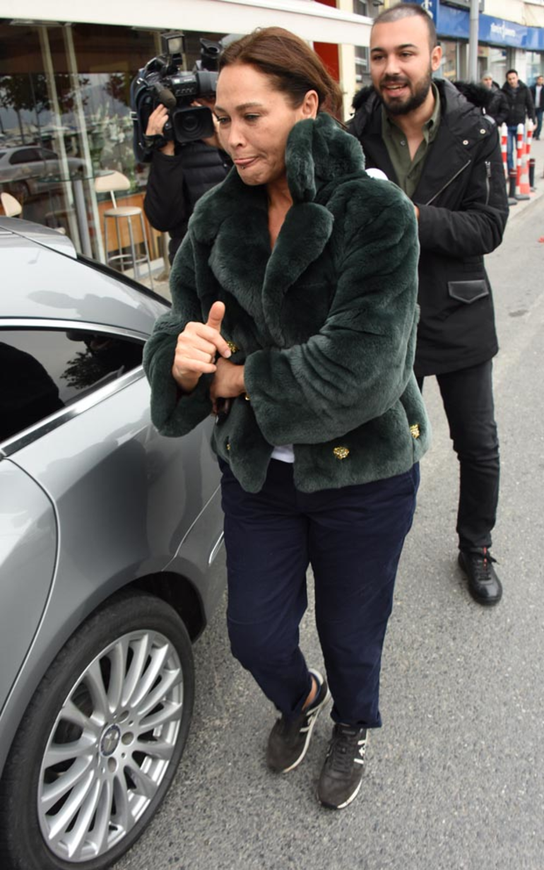 Hülya Avşar'dan 'aşk yok mu' sorusuna bomba cevap! - Resim: 1