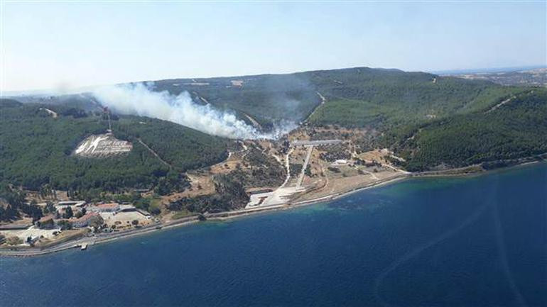 Gelibolu'da orman yangını kontrol altına alındı - Resim: 1