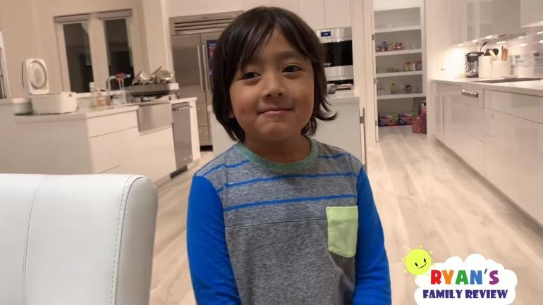 YouTube'un en fazla kazananı 8 yaşında! - Resim: 1