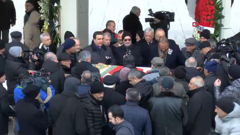 Rahşan Ecevit'in cenazesi son yolculuğuna uğurlandı - Resim: 4