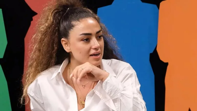 Dilan Çıtak Tatlıses, Armağan Çağlayan'ın o sorusu karşısında şaştı kaldı! "Ne münasebet, yetmiyor mu bir tane..." - Resim: 1