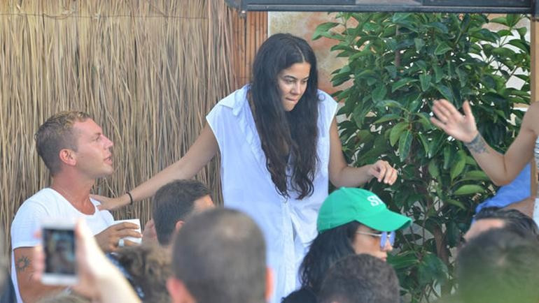 Asena Atalay fena dağıttı!  - Resim: 3