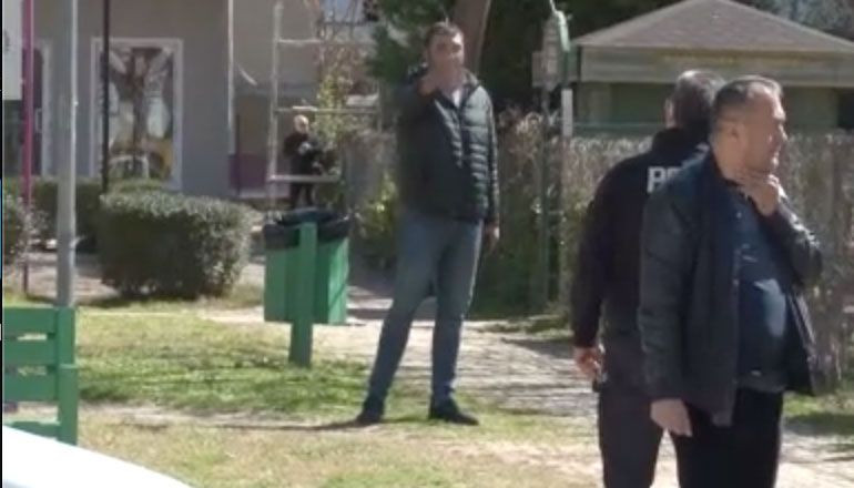 Antalya'da Özel Harekatçı koca parkta polis eşine dehşeti yaşattı! Silahlar patladı çocukları hepsini gördü - Resim: 1