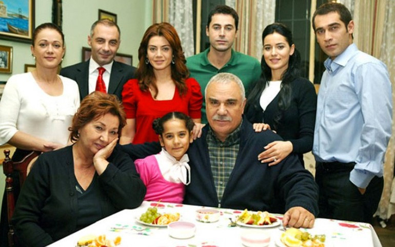 Yaprak Dökümü'nün küçük Ayşe'si son hali bomba! - Resim: 1