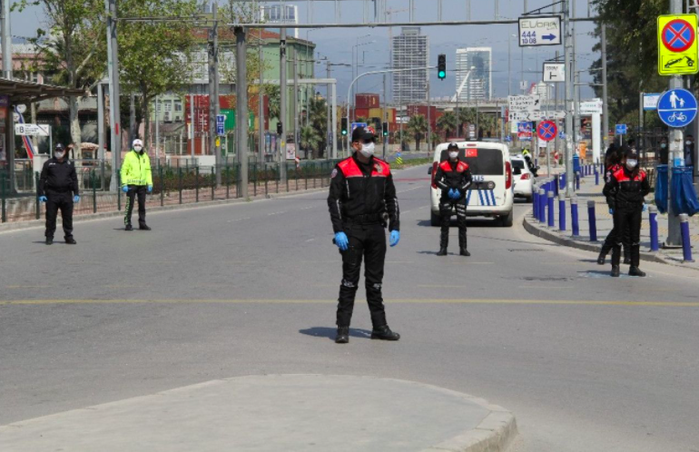 31 Aralık resmi tatili mi? Yılbaşı sokağa çıkma yasağı ne zaman başlıyor - Resim: 4