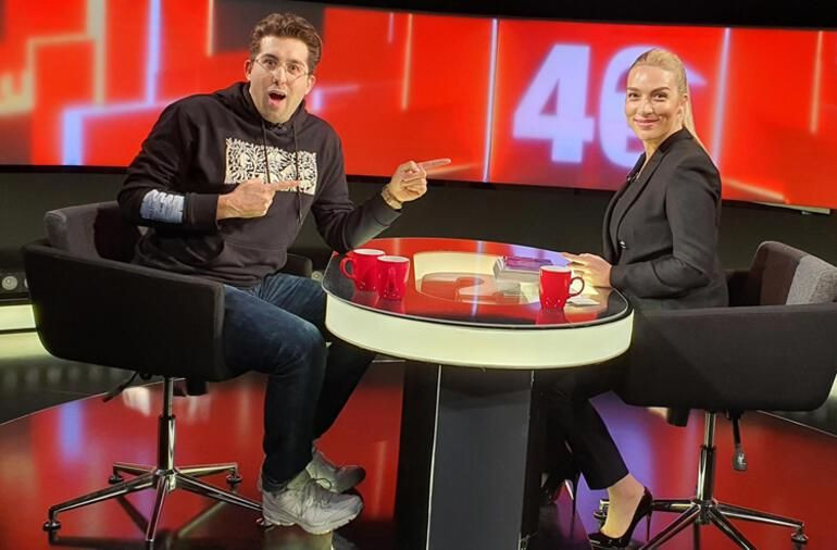 'Tuvalette aklıma geliyor' diyen Doğu Demirkol'dan Cem Yılmaz açıklaması: Yerime geçerken bütün salona... - Resim: 1