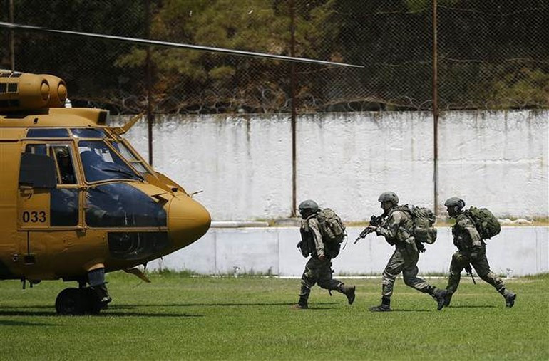 En tehlikeli firari Astsubay Zekeriya Kuzu için uyarı! - Resim: 2