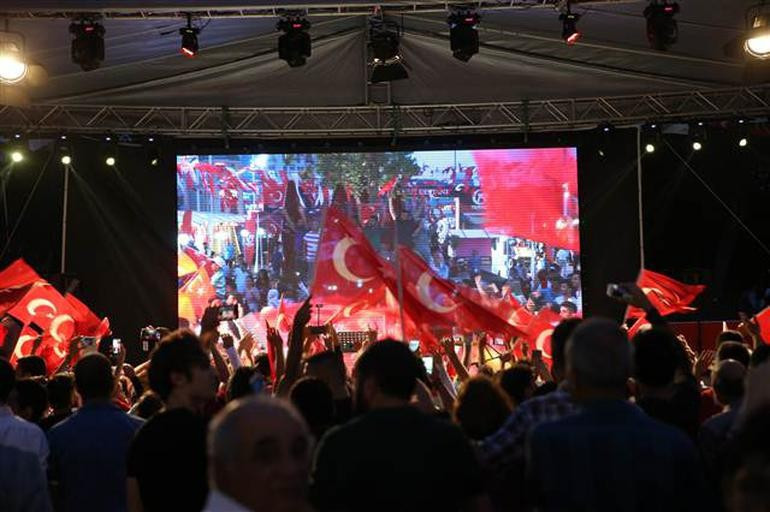 Türkiye 15 Temmuz için nöbetteydi! - Resim: 2